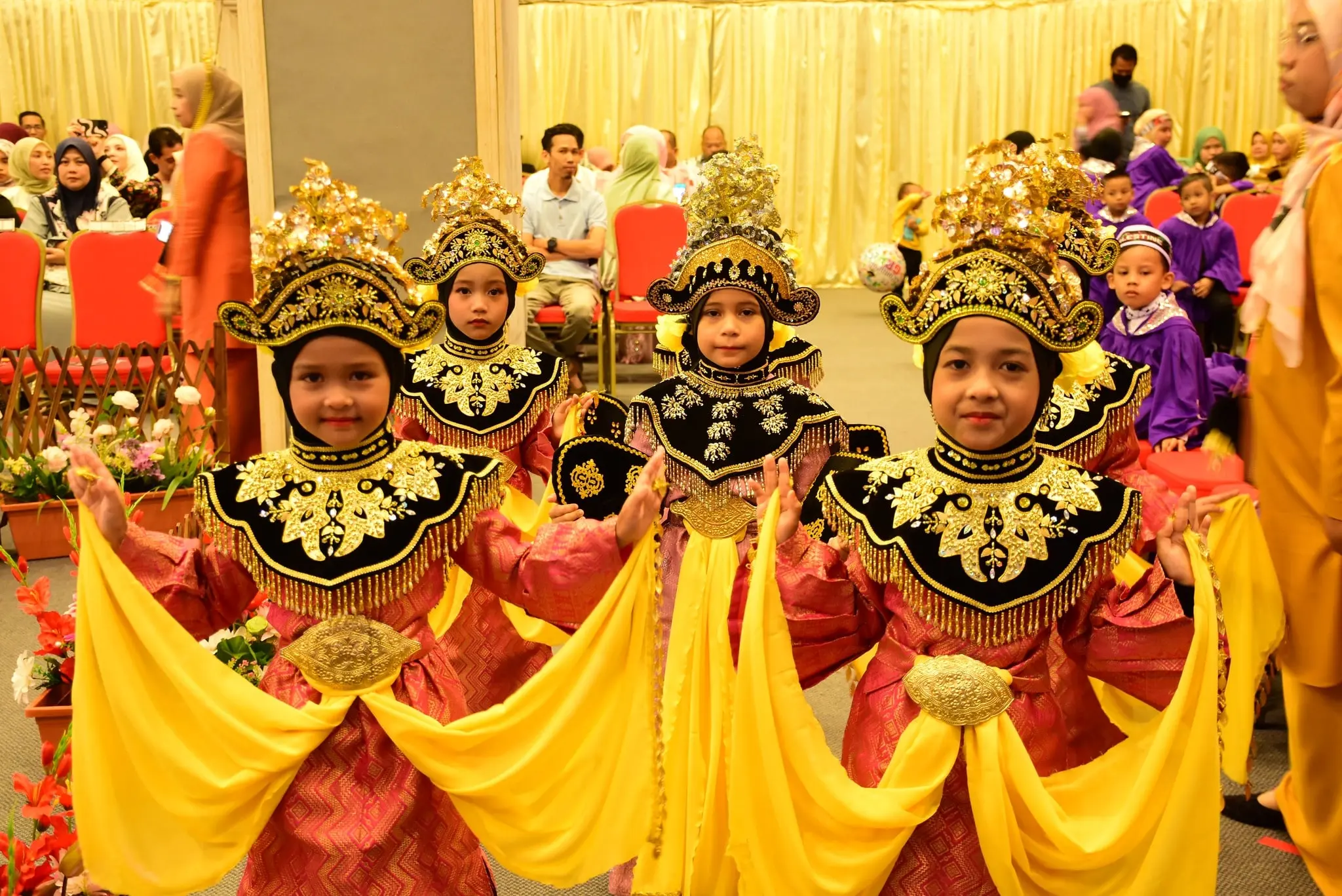 423236201 255747784219806 1225072988944611704 n 1 min