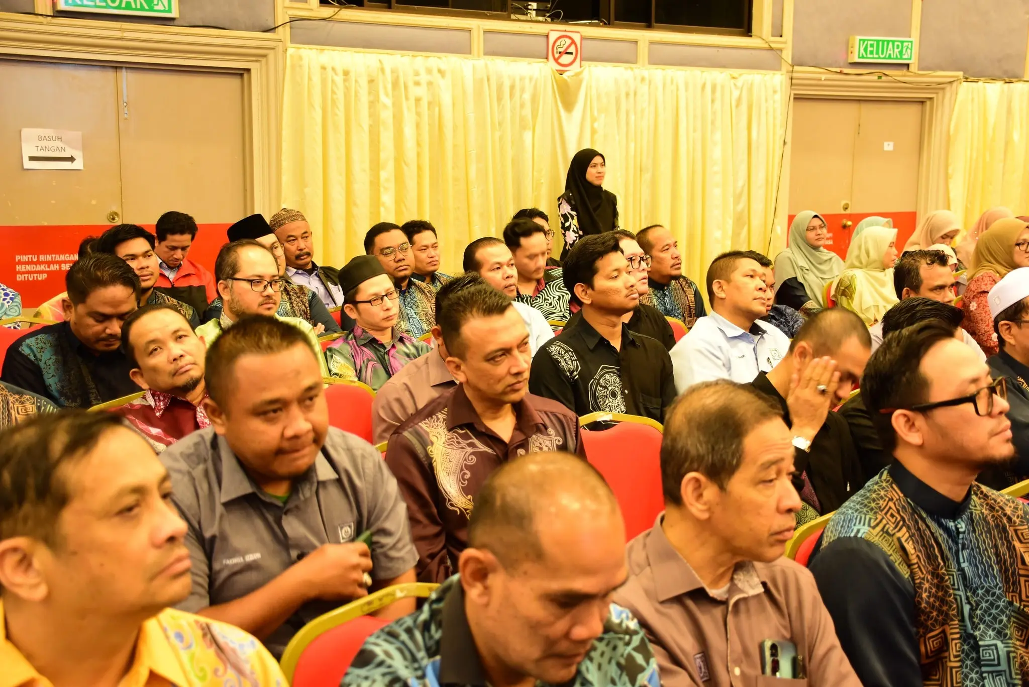 420604871 248762258251692 712392276680241637 n min